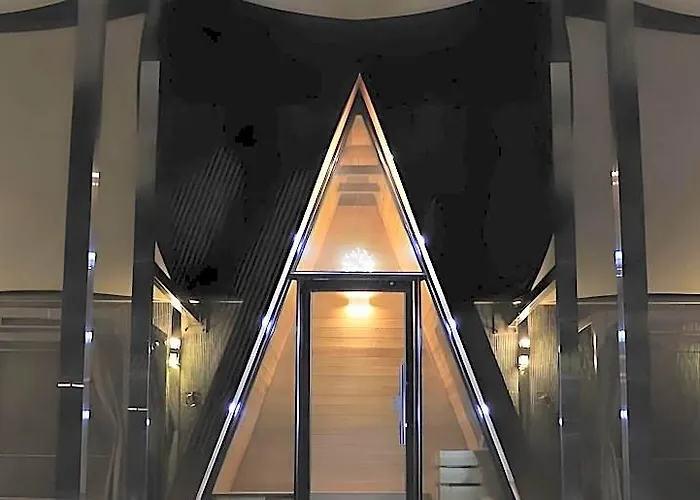 Hotel Baymond 4*